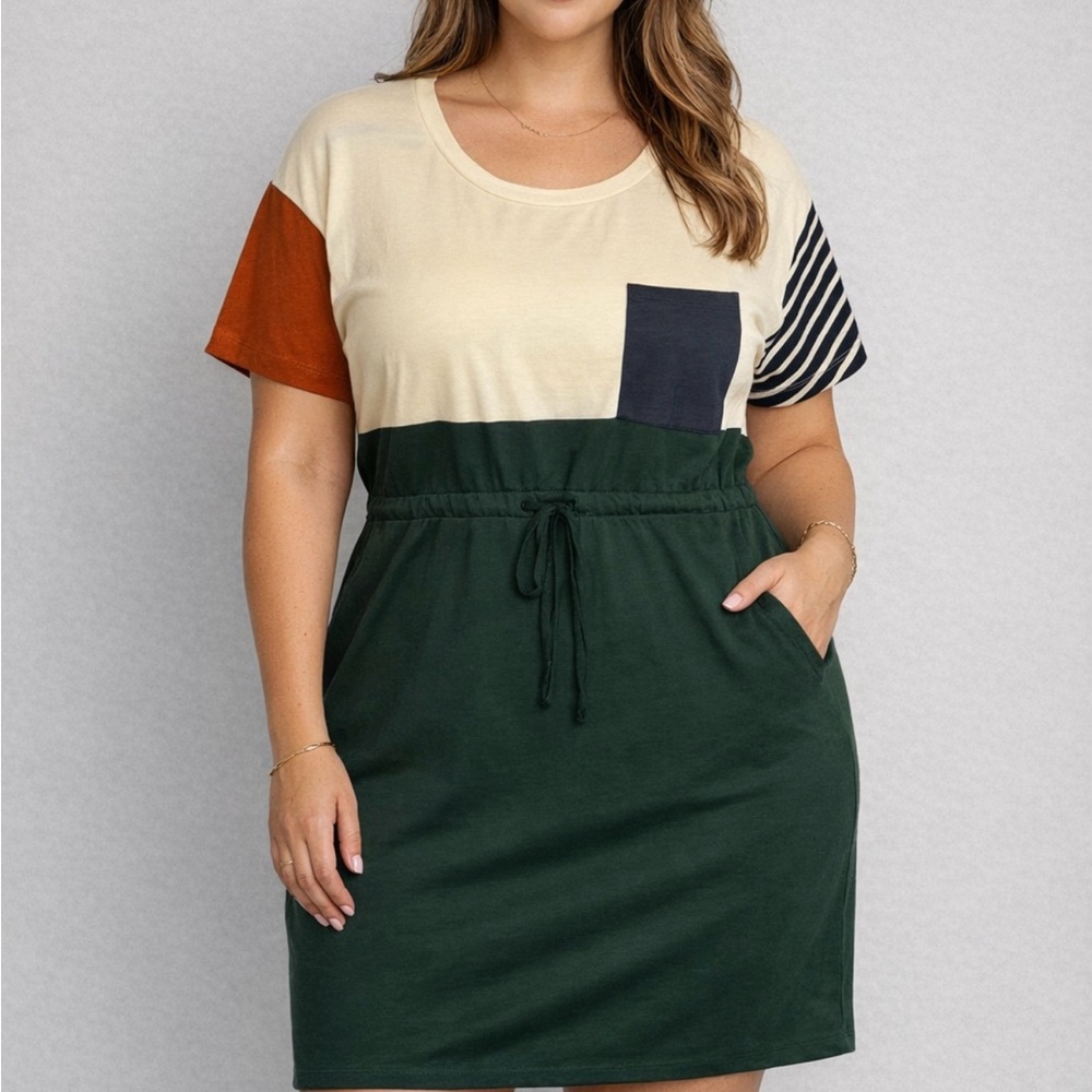 Roolee Cream and Dark Green Contrast Neck Casual Tee Dress